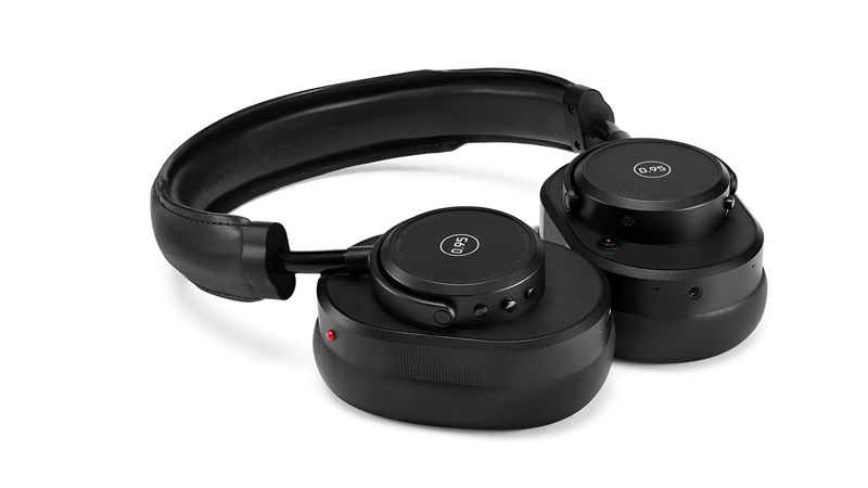 Master & Dynamic 联乘 Leica 推出两款极黑型格新耳机(3)