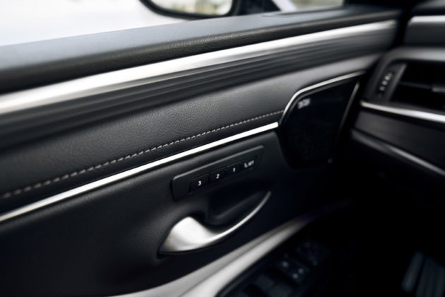 新 LEXUS ES 官图发布，全新运动设计+首次有四驱(13)
