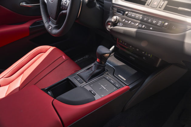 新 LEXUS ES 官图发布，全新运动设计+首次有四驱(11)