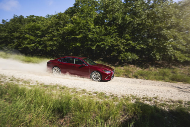 新 LEXUS ES 官图发布，全新运动设计+首次有四驱(10)
