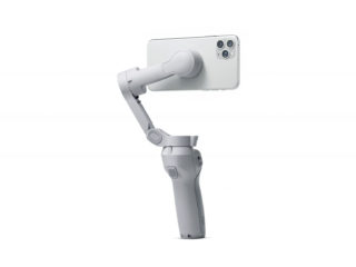 DJI 推出磁吸式手机云台 DJI OM4，手机一贴立即开拍(3)