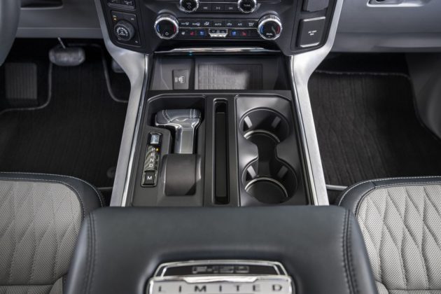 Ford 新黑科技农夫车 F-150，支援「解放双手」(20)