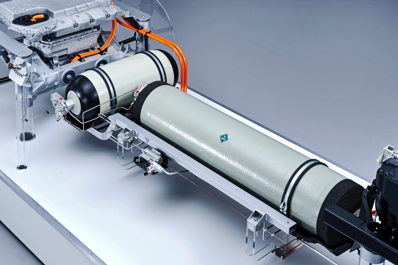 BMW 公布氢燃料汽车进展，6kg 氢3分钟加满续航500公里(2)
