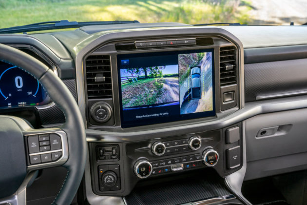 Ford 新黑科技农夫车 F-150，支援「解放双手」(17)