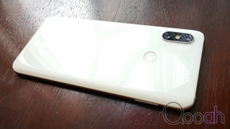 小米8 快速开箱测试报告：与 iPhone X 真的有得一比吗？(15)