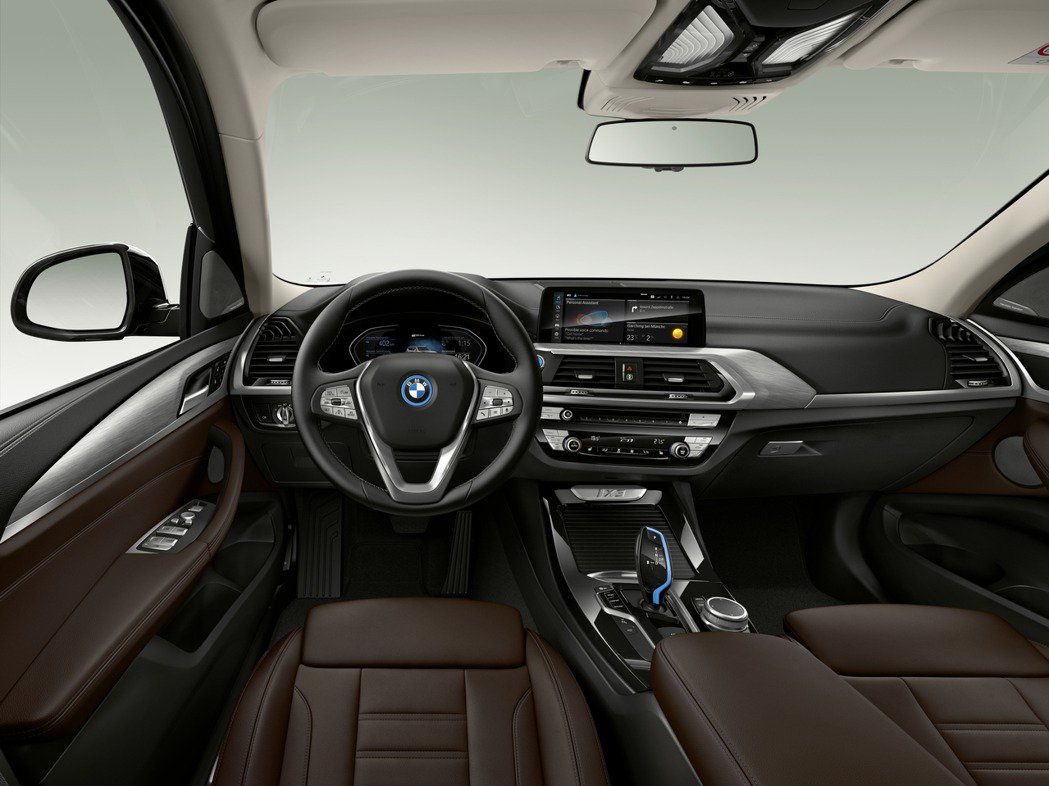 BMW 首部纯电 SUV iX3 发布，由中国生产再出口(3)