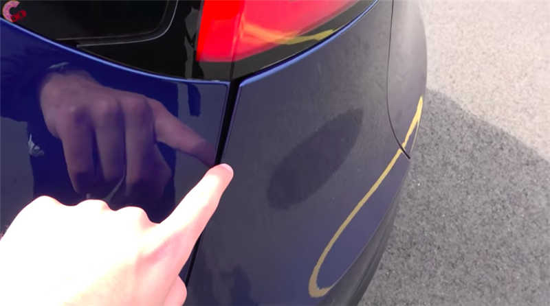 Tesla Model Y 性能满分但造工不堪(1)