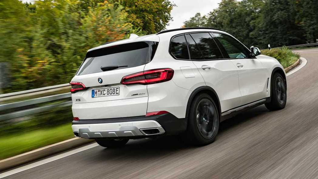 BMW 2021款 X5 xDrive45e，狂暴的 Plug-In Hybrid SUV(4)