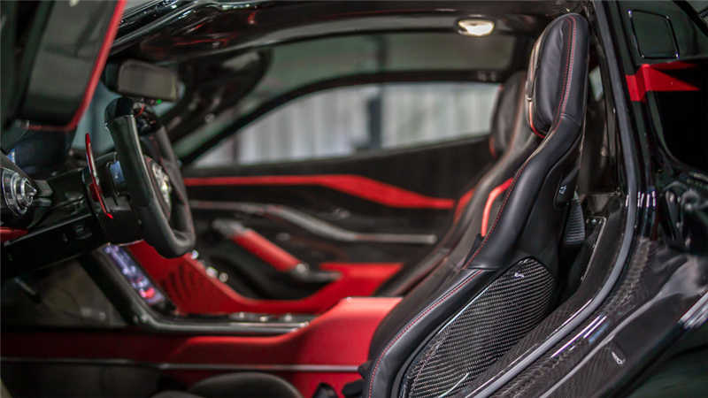 猛兽咆哮，SSC Tuatara 1775匹超跑铲地而起(3)