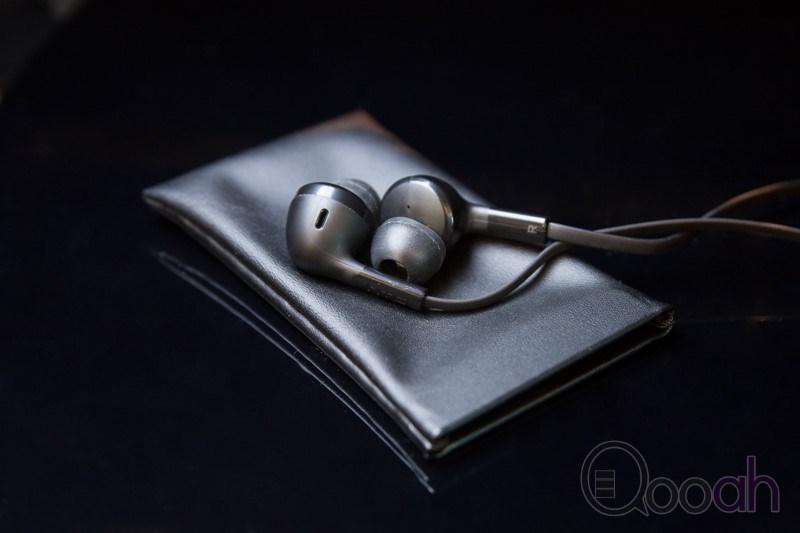 影音专家都话正 : 抢先试 HTC Pro Studio 双驱动陶瓷耳机(3)