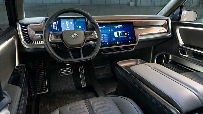 Tesla 被虐爆了？RIVIAN R1T 神技能可以原地转向(3)