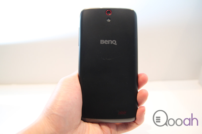 低蓝光护眼、4倍高感光镜头 4G入门好选择: BenQ F5 测试！(4)