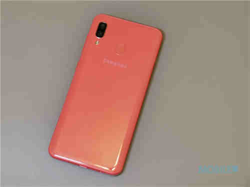 Samsung Galaxy A20 价钱 Price、规格及评测：2019 年最抵玩 NFC 入门机 - Mobile