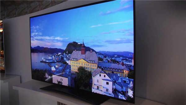 5人车睇 77吋 OLED 不是梦 LG X Hyundai 打造全新座驾体验