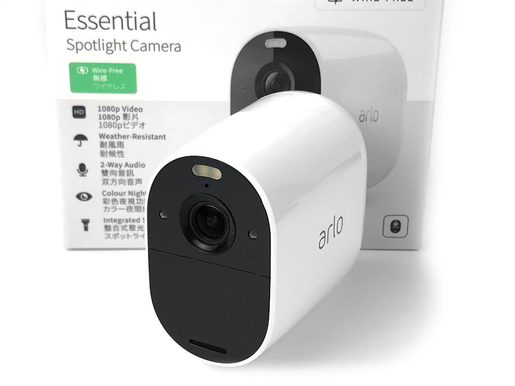 彩色夜视  全天候运作 Arlo Essential 无线云端摄影机