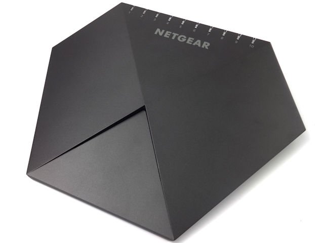 打造极速网内连线 NETGEAR Nighthawk Pro Gaming SX10