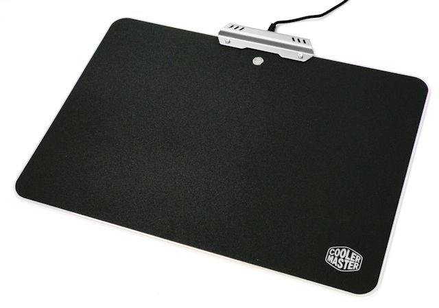 HK$299 RGB金属滑鼠垫 Cooler Master RGB电竞滑鼠垫