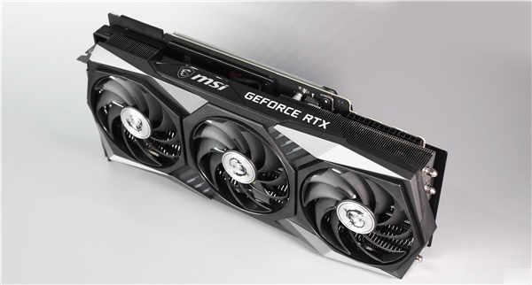 新世代卡王 - MSI GeForce RTX 3090 GAMING X TRIO 24G(2)