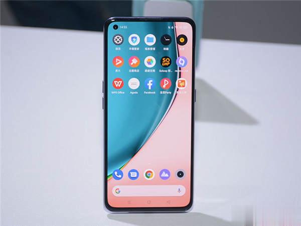 realme X7 Pro 、7 5G 在台推出，以科技前卫迈向 5G(1)