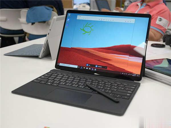 据报 Microsoft 也在打造自家 ARM 晶片供 Surface 电脑与云端伺服器使用