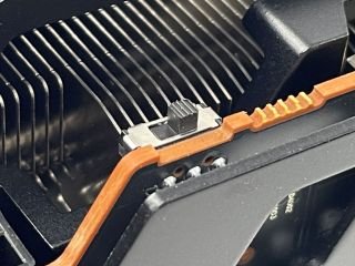  XFX Speedstar MERC 319 RX 6800 XT 显示卡评测(7)