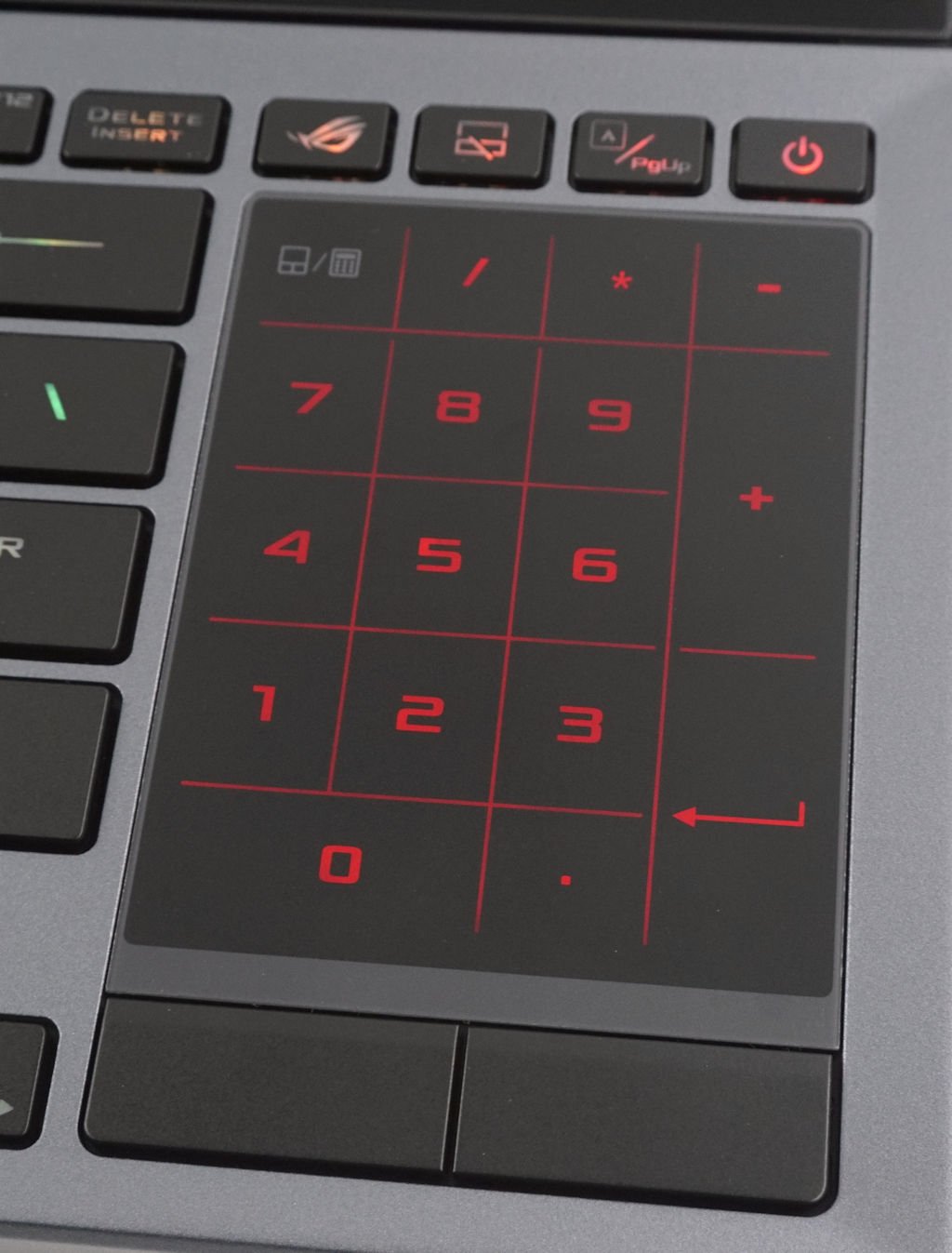超屈机、双萤幕设计 ASUS ROG Zephyrus Duo 15 GX550 开箱评测(9)