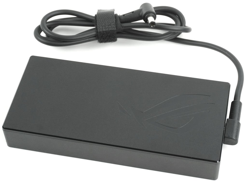 超屈机、双萤幕设计 ASUS ROG Zephyrus Duo 15 GX550 开箱评测(5)