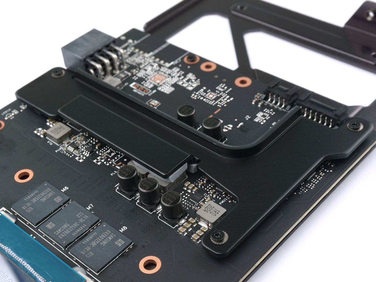 2.7 Slot、MaxContact 镜面散热 ASUS TUF RTX3060 Ti O8G GAMING 显示卡(14)
