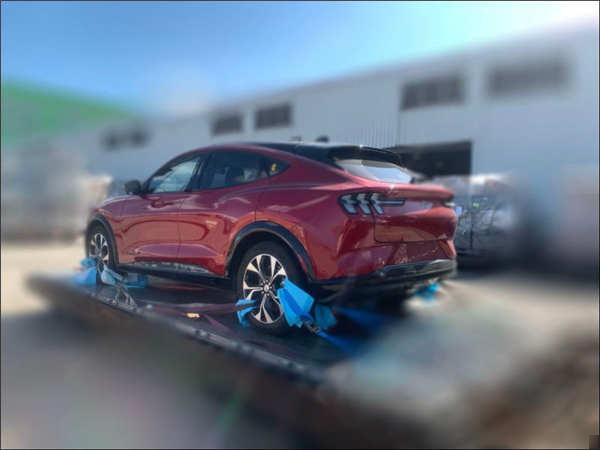 福特纯电野马 Mustang Mach-E vs. 特斯拉 Model Y ，两者有哪些差异(27)