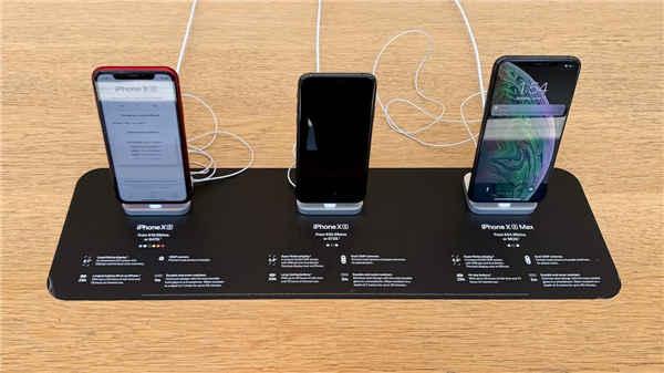 在 Apple Store 的 iPhone 示範机被偷走点算好？苹果隐藏了防盗密技！
