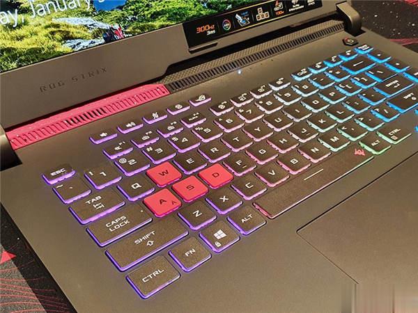 ROG 游戏笔电 Zephyrus、Strix、Flow 与 TUF 全阵容更新，轻薄、强效一次拥有(13)