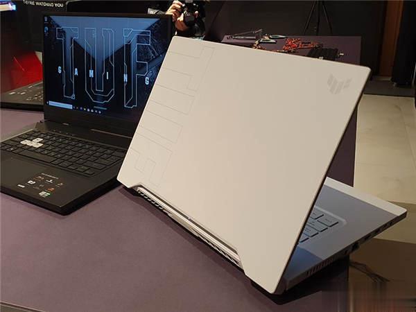 ROG 游戏笔电 Zephyrus、Strix、Flow 与 TUF 全阵容更新，轻薄、强效一次拥有(22)