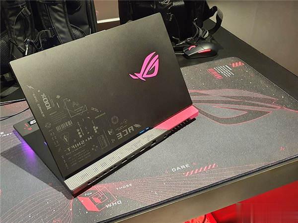 ROG 游戏笔电 Zephyrus、Strix、Flow 与 TUF 全阵容更新，轻薄、强效一次拥有(12)
