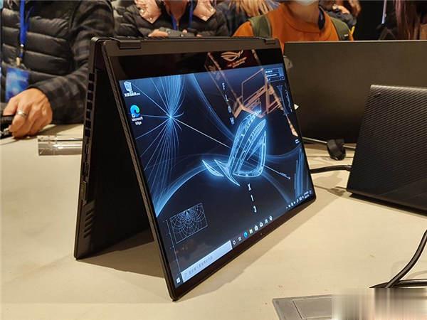 ROG 游戏笔电 Zephyrus、Strix、Flow 与 TUF 全阵容更新，轻薄、强效一次拥有(17)