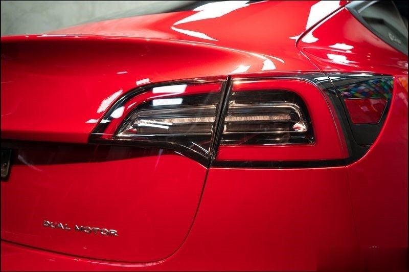 包膜好还是镀膜好？优缺点分析与 TESLA Model 3 全车包膜体验(10)