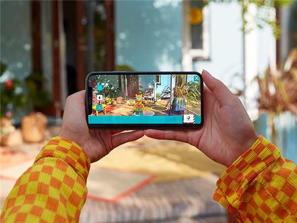 乐高与环球音乐联手打造「Vidiyo」，让孩子用 AR 製作专属 MV