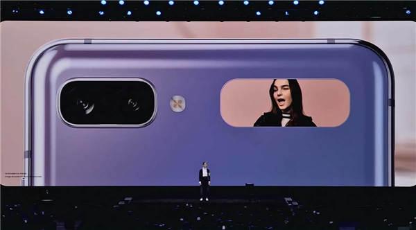 Samsung Galaxy Z Flip「摺机」登场扮化妆镜盒玩自拍(2)