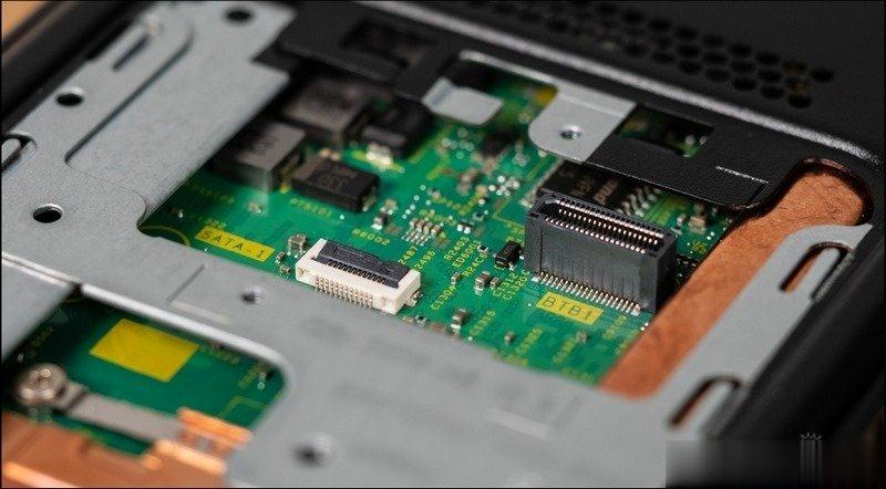 全新 Dell OptiPlex 7090 Ultra 开箱，神兵利器再进化 专职作业好伙伴(15)