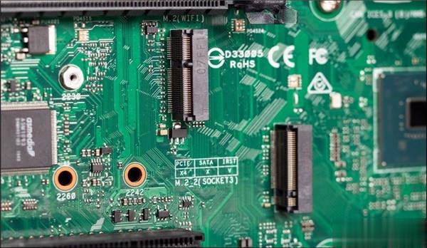 高阶机种採购方案的第一首选 ASUS ExpertCenter D9 Tower (M900TA) 开箱(11)