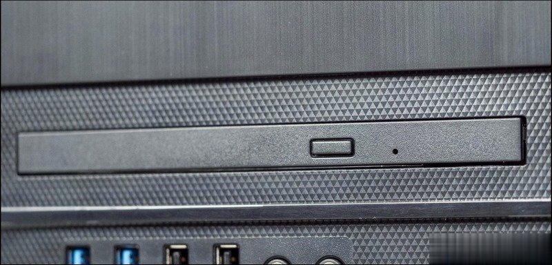 高阶机种採购方案的第一首选 ASUS ExpertCenter D9 Tower (M900TA) 开箱(4)