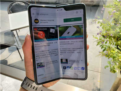 三星摺机 Fold 抵港发售：铰位防尘+加固屏幕边位！(6)