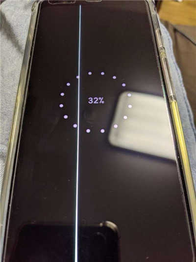Google Pixel 4 旗舰机 QC差：屏幕刚上手已现垂直绿线！(2)