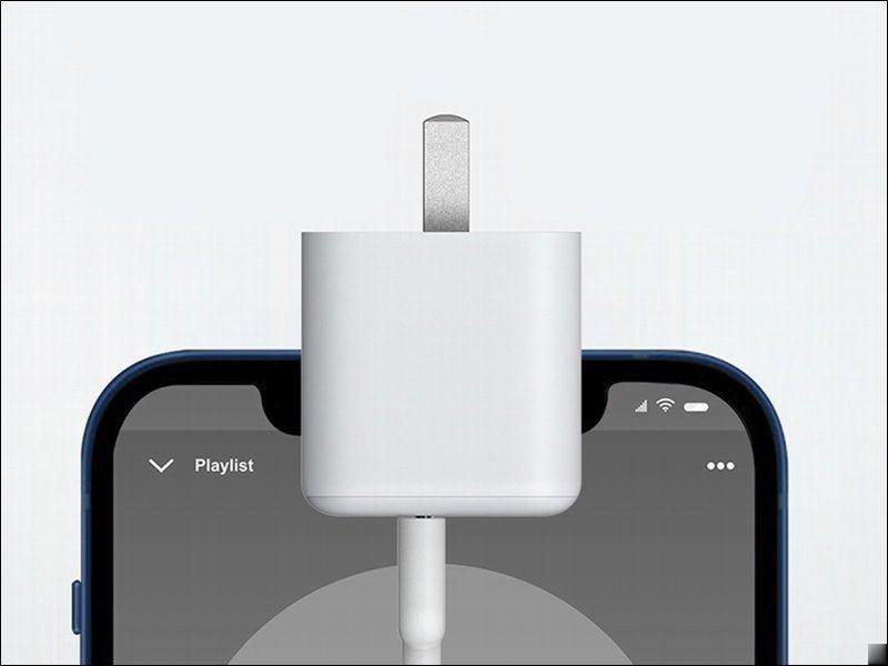 超迷你的 ANKER 20W 快速充电器推出折叠插头版本， iPhone 12 系列快充不打折(1)