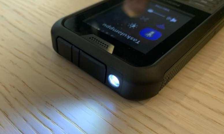 Nokia 800 Tough 抵港发售，防水防尘可承受1.8米跌撞(3)