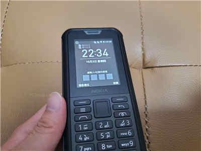 【发梦机开箱】Nokia 800 Tough 发售，军规1.8米耐跌防水及防尘！(1)