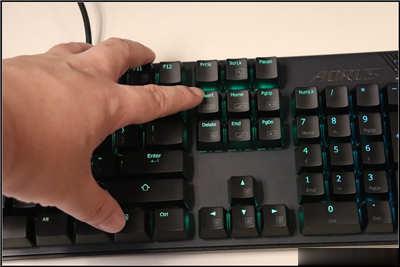 开箱点评 《技嘉 AORUS K1》 樱桃红轴游戏键盘(34)