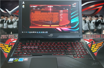 开箱 – ROG Strix SKT T1 Hero 限定版电竞笔电