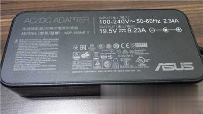 开箱 – ROG Strix SKT T1 Hero 限定版电竞笔电(18)