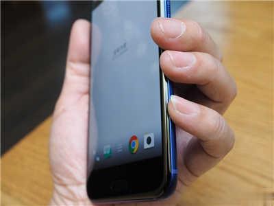 HTC U11 强势回归、规格攻顶- 首创《挤 & 压》互动感应《Edge Sense》(16)