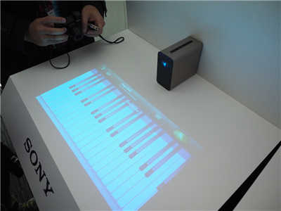 Sony Xperia Touch 首款支援10指互动触控的投影系统(7)